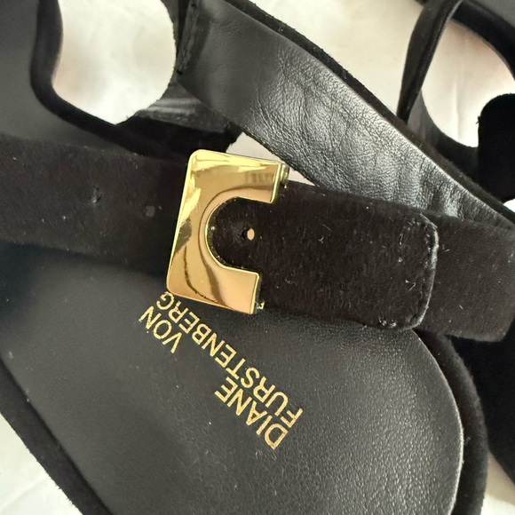 Diane Von Furstenberg Black Wedge Sandals - Picture 6 of 11